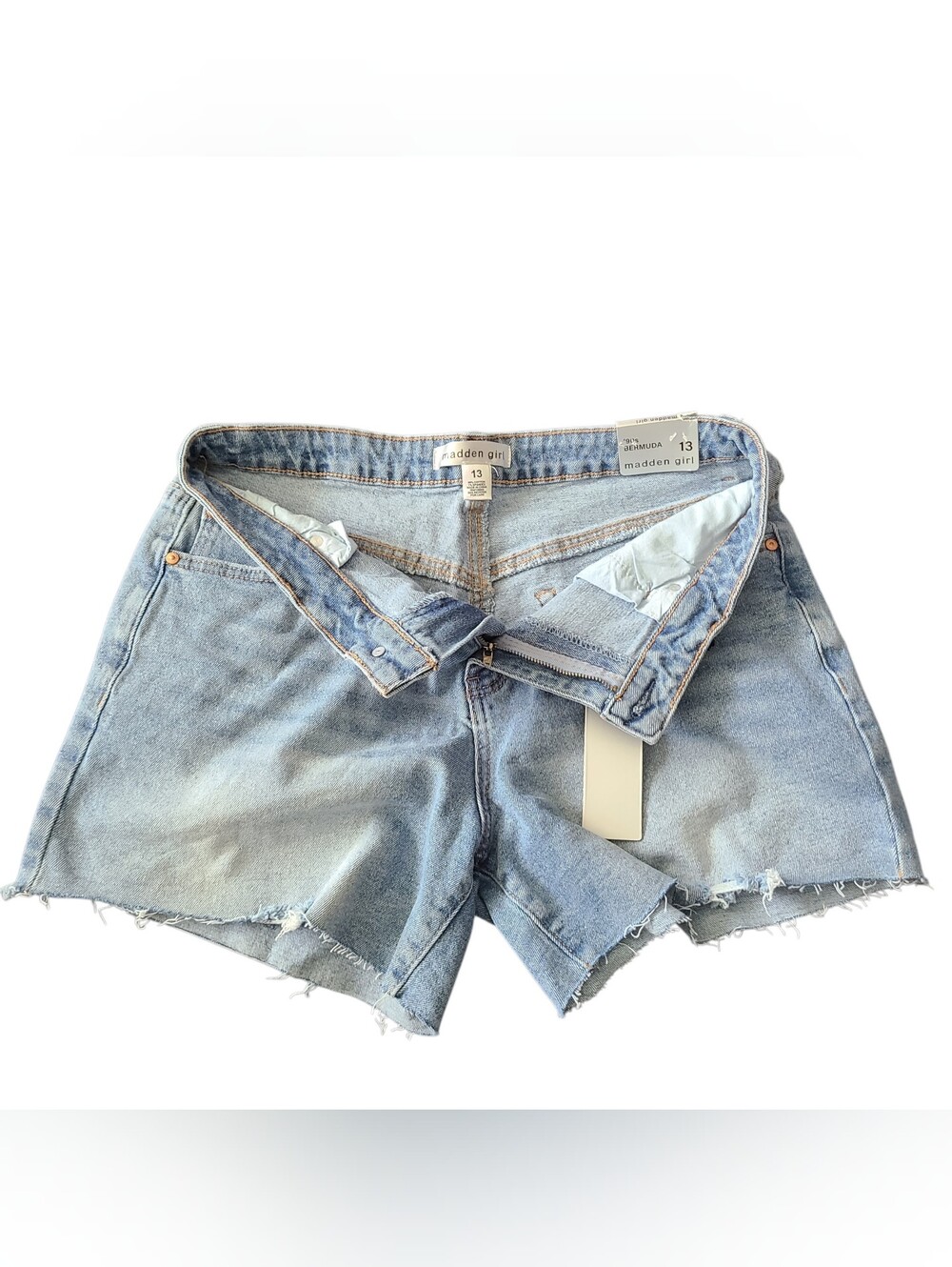 MADDEN GIRL | 90s BERMUDA SHORTS | SIZE 13 - Picture 4 of 10